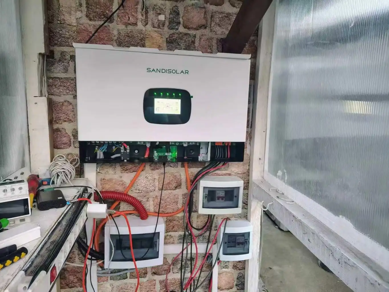 System solarny zasilania poza siecią